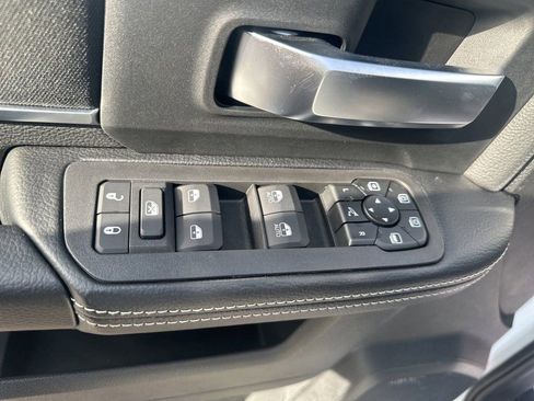 New 2026 RAM 2500 Big Horn AWD/4WD image 15