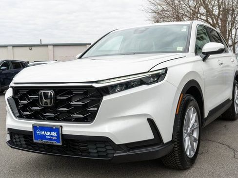 Used 2024 Honda CR-V EX image 2