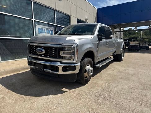 Used 2024 Ford F350 Lariat AWD/4WD image 4