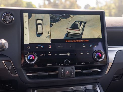 New 2026 Lexus GX 550 AWD/4WD image 21