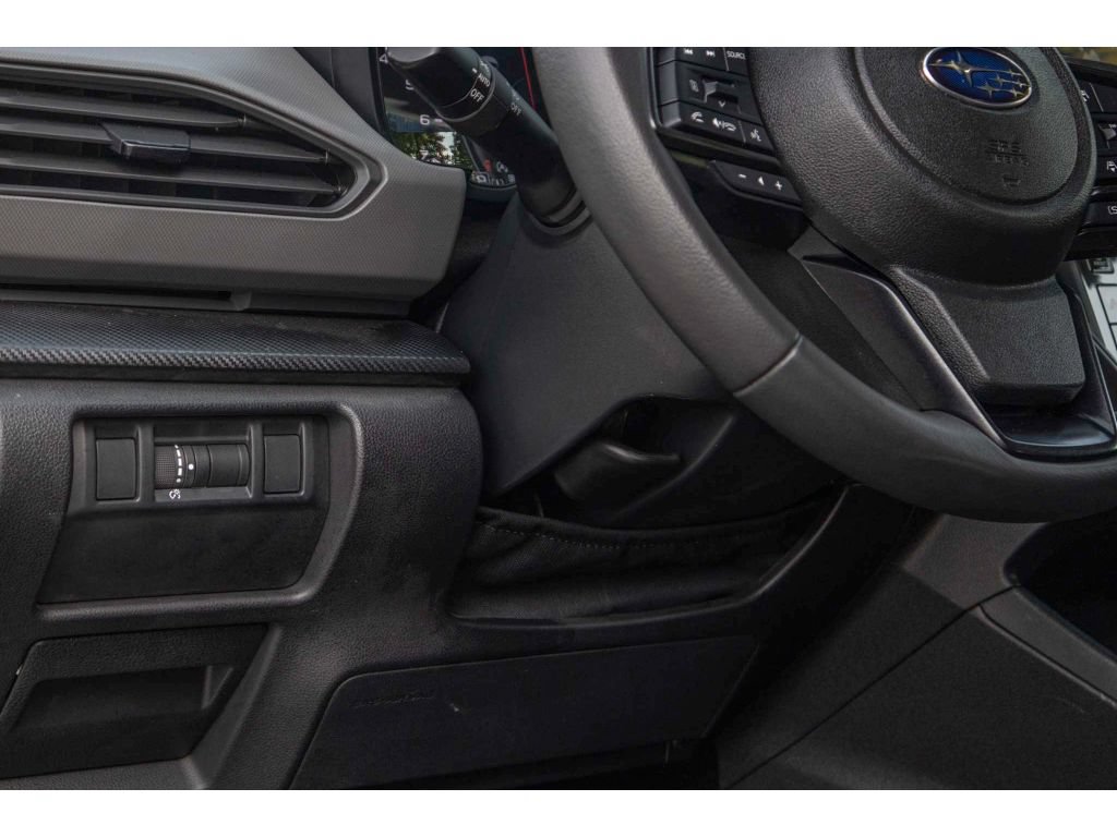 Used 2024 Subaru Crosstrek 2.5i Limited AWD/4WD image 20