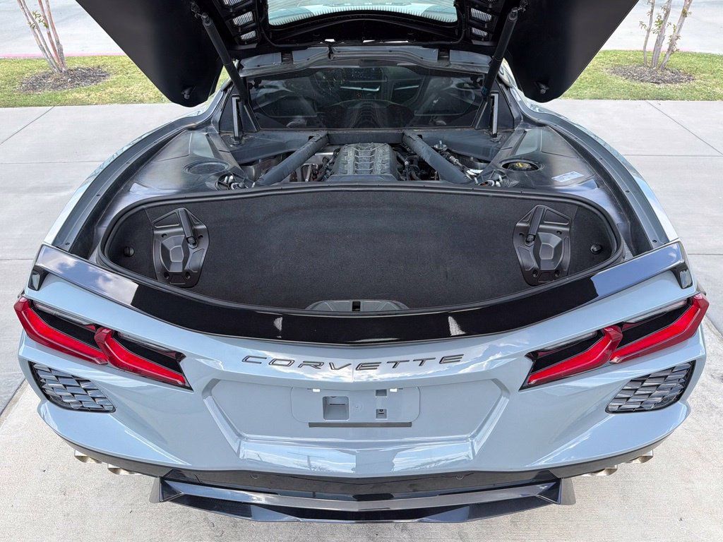 Used 2024 Chevrolet Corvette Stingray Coupe w/ 1LT RWD image 26