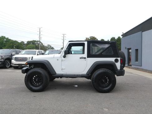 Used 2014 Jeep Wrangler Sport w/ Quick Order Package 24S AWD/4WD image 9