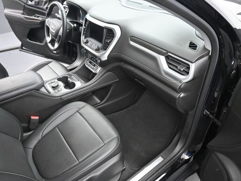 Used 2023 GMC Acadia SLT image 19