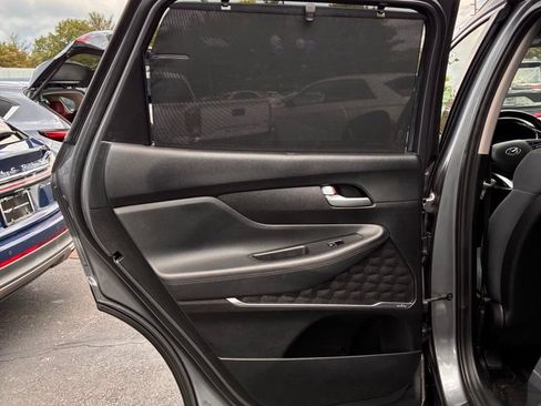 Used 2019 Hyundai Santa Fe SEL FWD image 28