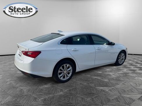 Used 2024 Chevrolet Malibu LT FWD image 5