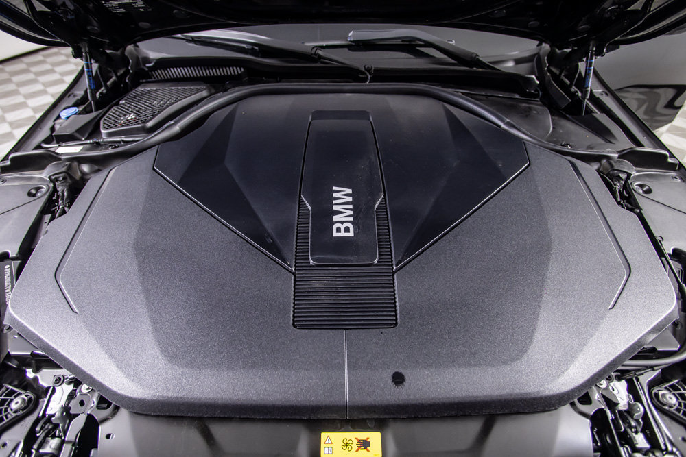 Used 2026 BMW i5 eDrive40 w/ M Sport Package RWD image 45