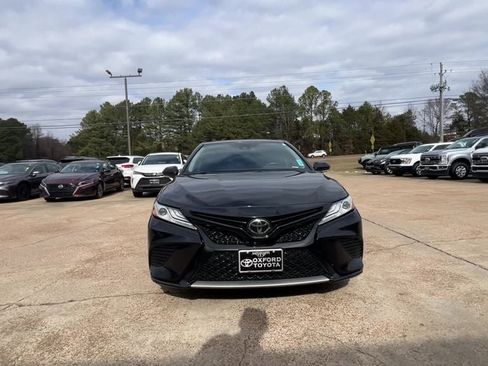 Used 2020 Toyota Camry XSE image 9
