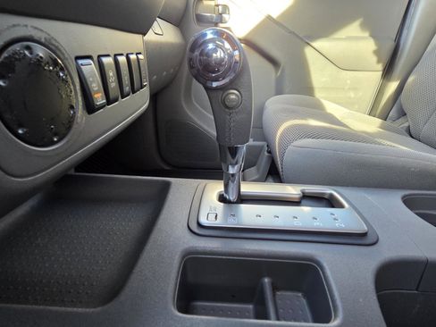 Used 2017 Nissan Frontier SV w/ SV Value Truck Package image 28