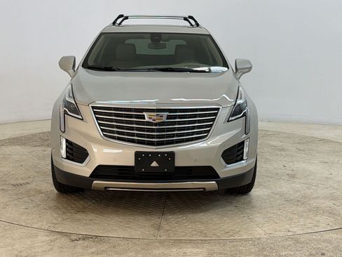 Used 2017 Cadillac XT5 Platinum w/ Driver Assist Package AWD/4WD image 6