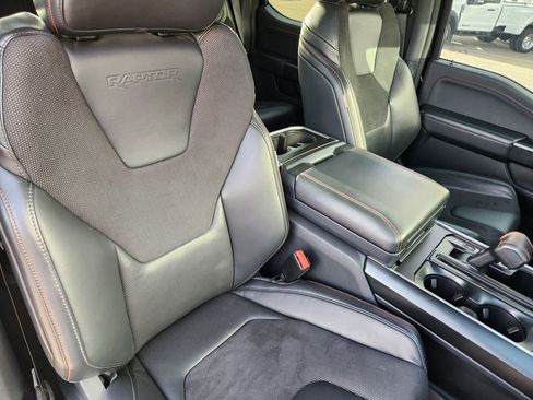 Used 2025 Ford F150 Raptor AWD/4WD image 20