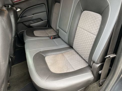 Used 2016 Chevrolet Colorado Z71 RWD image 26