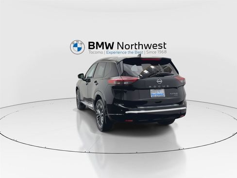 Used 2024 Nissan Rogue Platinum AWD/4WD image 13