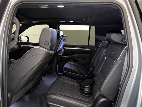 Used 2025 Cadillac Escalade ESV Sport Platinum w/ LPO, ONYX Package image 16