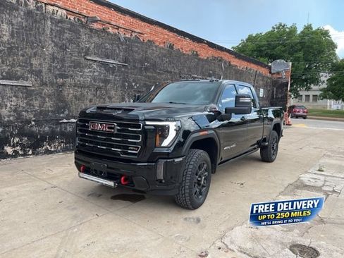 Used 2024 GMC Sierra 2500 AT4 w/ AT4 Premium Plus Package AWD/4WD image 1