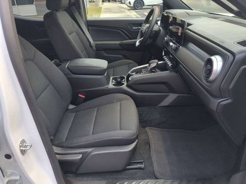 Used 2025 Chevrolet Colorado LT w/ Advanced Trailering Package RWD image 36