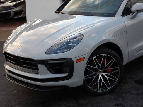 Used 2023 Porsche Macan S image 6