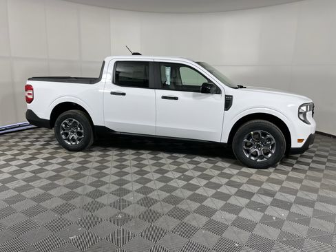 New 2026 Ford Maverick XLT w/ Equipment Group 301A AWD/4WD image 6