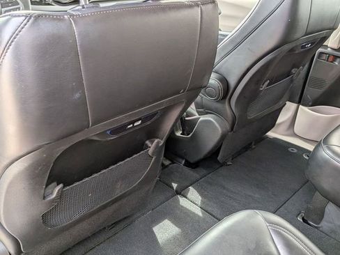 Certified 2024 Chrysler Pacifica Touring-L image 25