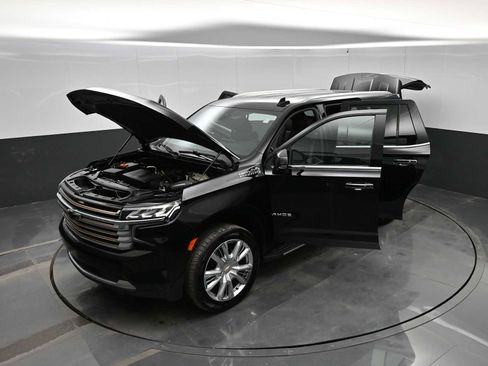 Used 2021 Chevrolet Tahoe High Country image 42