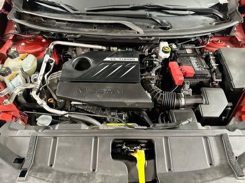 Used 2023 Nissan Rogue S AWD/4WD image 32
