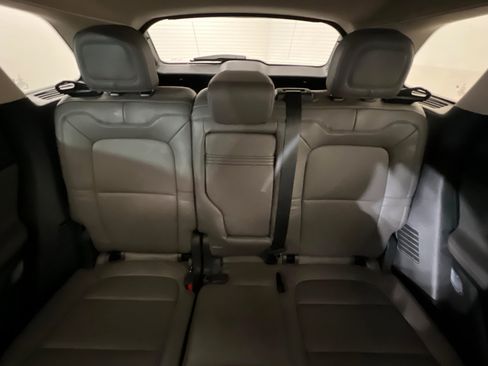 Used 2024 Lincoln Corsair AWD w/ Equipment Group 101A image 26