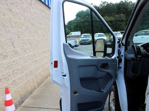 Used 2018 Ford Transit 250 138 image 16