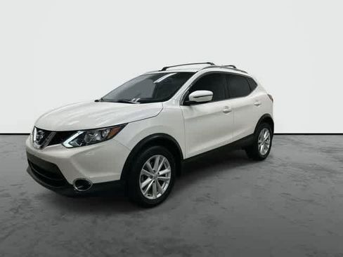 Used 2017 Nissan Rogue Sport SV w/ SV All-Weather Package image 8