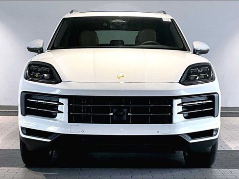 New 2026 Porsche Cayenne AWD/4WD image 10