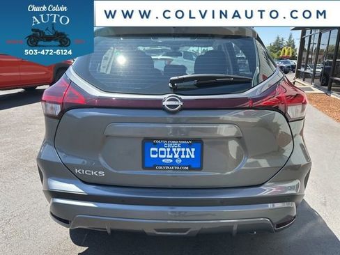 New 2025 Nissan Kicks Play S image 27