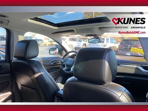 Used 2020 GMC Acadia SLT w/ Premium Package image 46