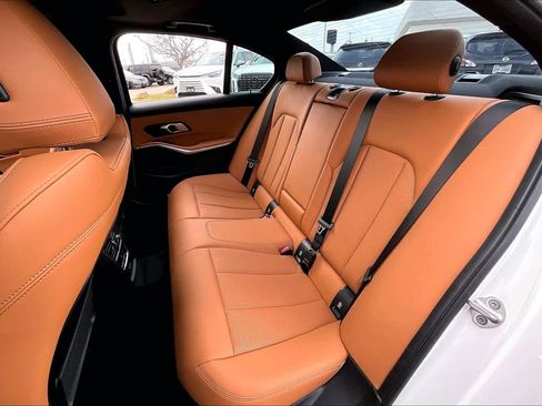 Used 2022 BMW 330e w/ M Sport Package image 17