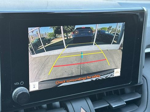Used 2024 Toyota RAV4 XLE FWD image 16