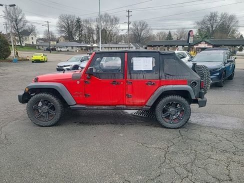Used 2015 Jeep Wrangler Unlimited Sport w/ Connectivity Group image 3