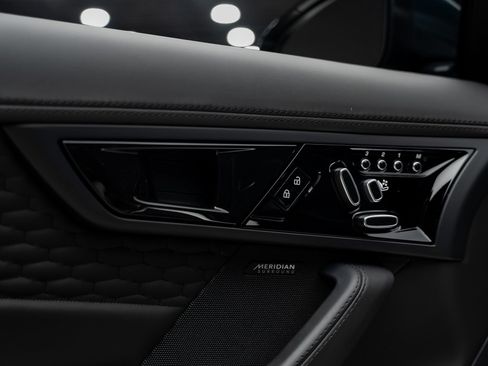 Used 2021 Jaguar F-TYPE R AWD/4WD image 61