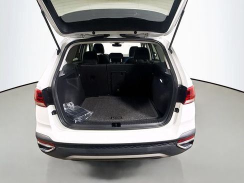 Used 2024 Volkswagen Taos SE w/ Panoramic Sunroof Package AWD/4WD image 24