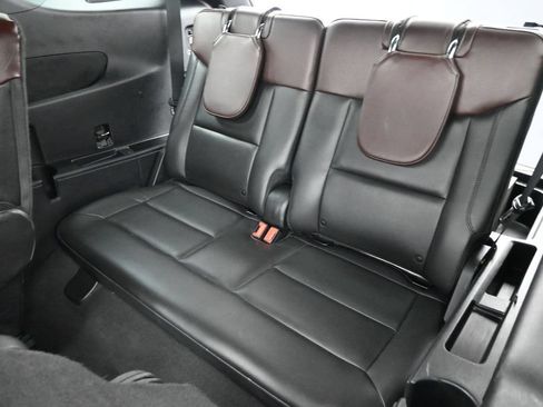 Used 2022 Ford Explorer Platinum AWD/4WD image 30