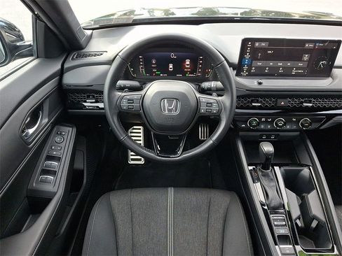 Used 2024 Honda Accord Sport image 11