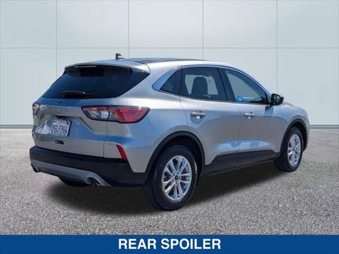 Used 2022 Ford Escape SE FWD image 5