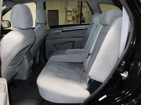 Used 2009 Hyundai Santa Fe SE w/ Premium Pkg 4 FWD image 24