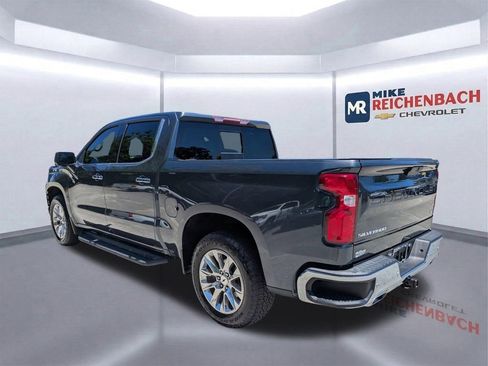 Used 2022 Chevrolet Silverado 1500 LTZ AWD/4WD image 6