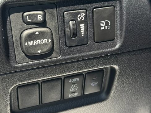Used 2022 Toyota 4Runner TRD Sport AWD/4WD image 25