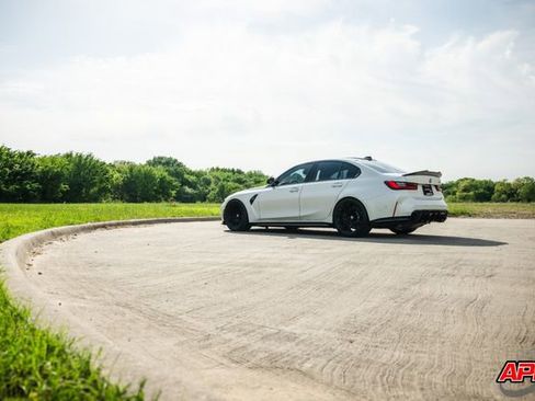 Used 2021 BMW M3 MANUAL w/ M Carbon Exterior Package image 68