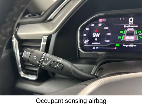 Used 2024 GMC Sierra 2500 Denali w/ Denali Reserve Package image 36