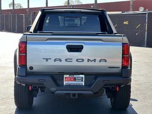 Used 2024 Toyota Tacoma 4x4 Double Cab Hybrid image 5