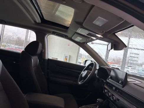 Used 2024 Honda CR-V EX image 9