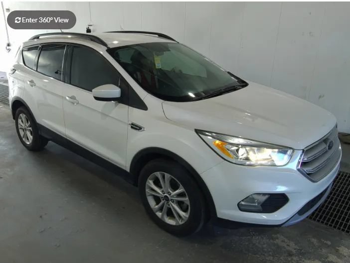 Used 2018 Ford Escape SEL FWD image 1