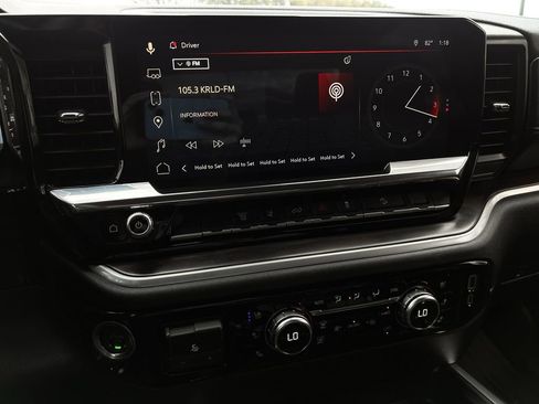 Used 2025 GMC Sierra 2500 SLT image 20