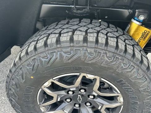 New 2026 Chevrolet Colorado ZR2 AWD/4WD image 10