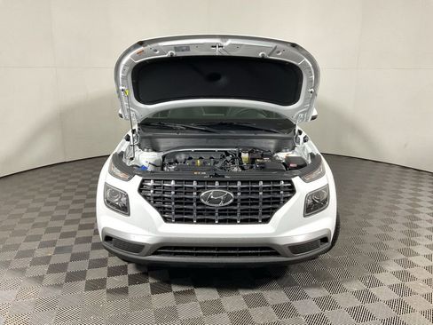 New 2026 Hyundai Venue SEL image 8